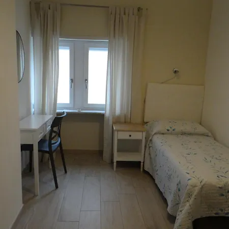 Casa Cinzia Con Giardino Apartman